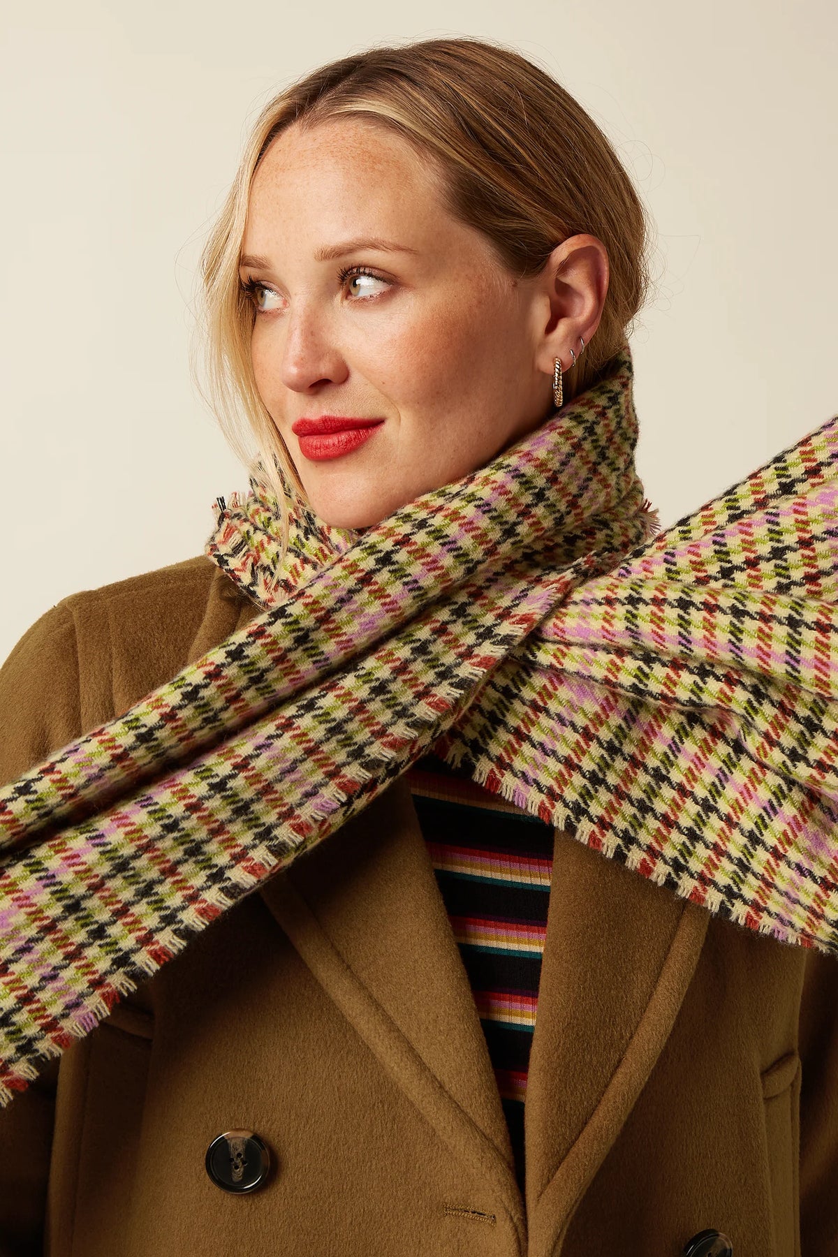 Kinglouie Schal Houndstooth braun