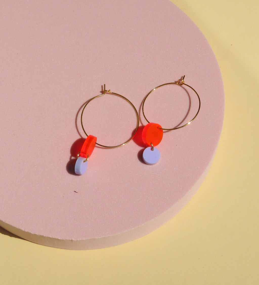 Niemalsmehrohne Ohrringe Hoops orange/flieder Kreisen