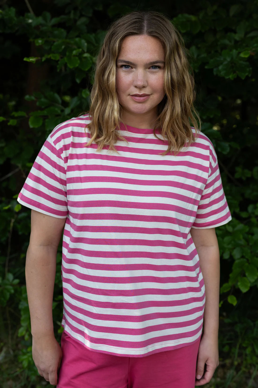 DANEFAE Shirt Danebasic Boxy Soft Cherry/Light Beige