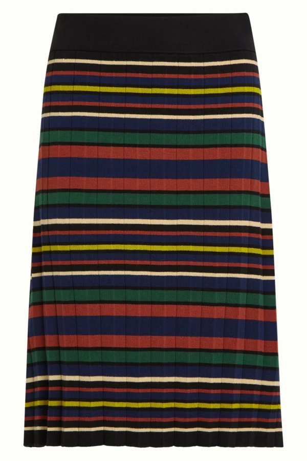 Dieser plissierte Strickrock ist aus weicher Baumwolle mit Stretch gefertigt – bequem und flexibel. Mit mittlerer Taille, elastischem Bund, Streifenmuster und ausgestellter Midilänge – schwingt bei jeder Bewegung mit.