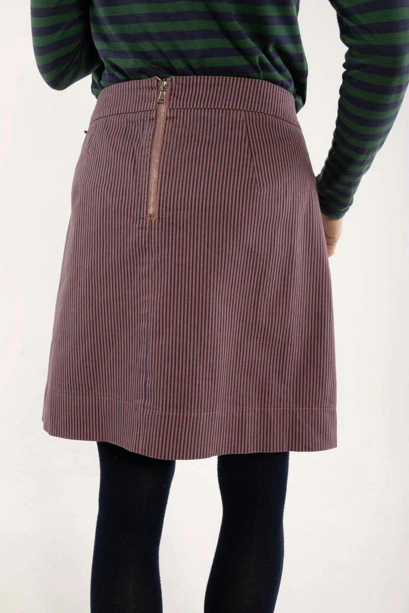 Danefae Rock Danelondon Stretch Canvas Canvasrock mit Milkboy-Streifen Reißverschluss hinten Aus dehnbaren Canvas kleidsam Düsseldorf Fairfashion