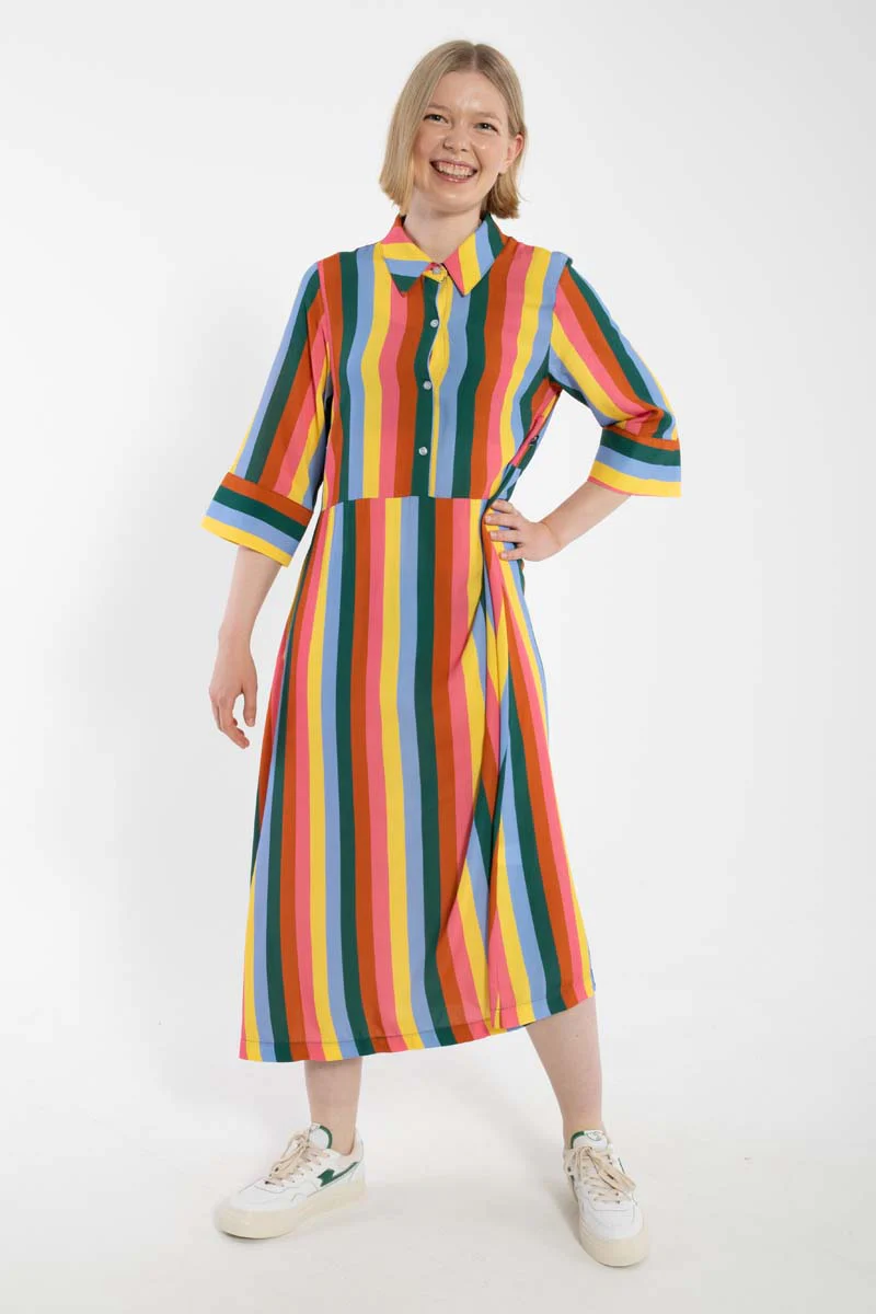 Danefae Kleid Daneharvest Fruitful Hemdblusenkleid Knopfleiste vorne bis zur Taille 3/4 Ärmel 100% Viskose kleidsam Fairfashion Düsseldorf